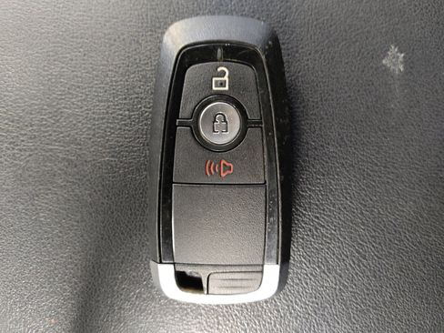 Used 2020 Ford Edge SE AWD/4WD image 32