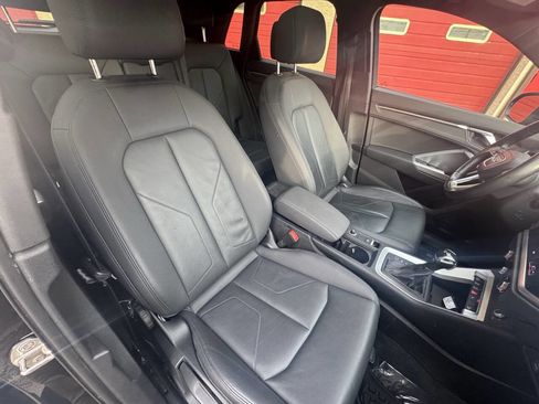 Used 2020 Audi Q3 2.0T Premium w/ Convenience Package image 24