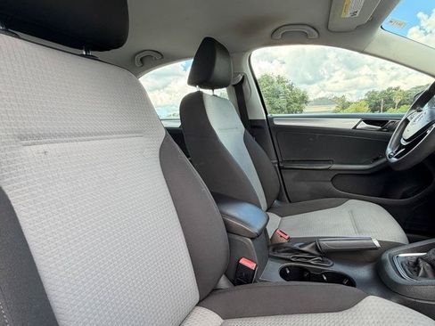 Used 2017 Volkswagen Jetta S FWD image 15
