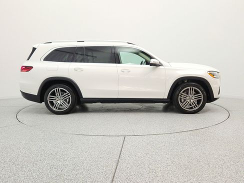 Certified 2024 Mercedes-Benz GLS 450 4MATIC image 4