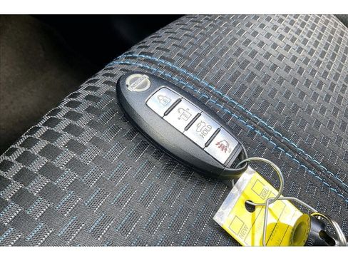 Used 2016 Nissan Sentra SR FWD image 14