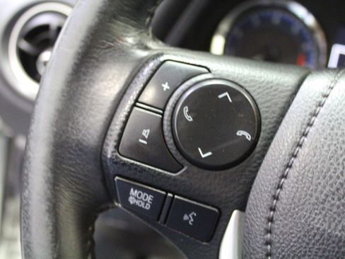 Used 2019 Toyota Corolla SE image 10