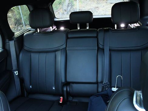 Used 2023 Land Rover Range Rover SE AWD/4WD image 13