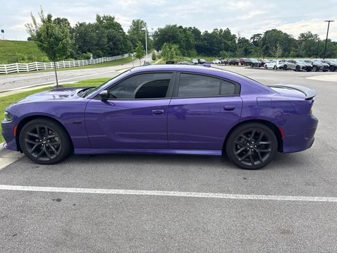 Used 2023 Dodge Charger R/T w/ Blacktop Package RWD image 9