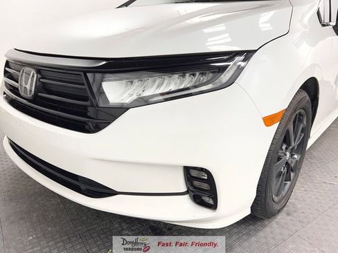 Used 2023 Honda Odyssey Sport image 11