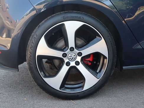 Used 2015 Volkswagen GTI Autobahn w/ Lighting Package (SEL) FWD image 44