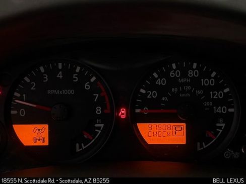 Used 2015 Nissan Frontier SV w/ SV Value Truck Package AWD/4WD image 5