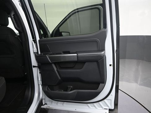 Used 2022 Ford F150 XLT w/ Equipment Group 302A High image 36