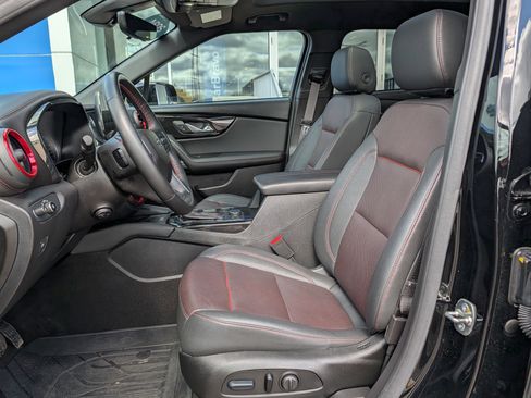 Certified 2024 Chevrolet Blazer RS w/ Driver Confidence II Package AWD/4WD image 8