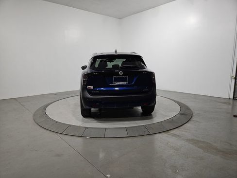 New 2026 Nissan Kicks SV w/ SV Premium Package image 4