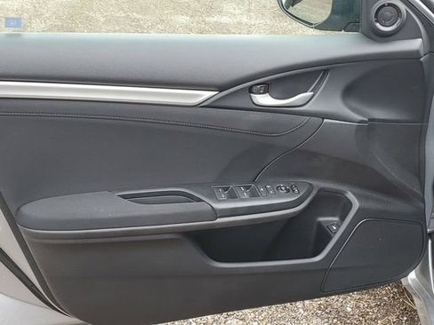 Used 2017 Honda Civic EX image 12