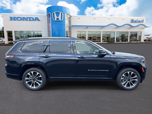 Used 2023 Jeep Grand Cherokee L Overland AWD/4WD image 6