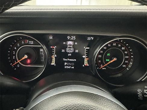 Used 2019 Jeep Wrangler Unlimited Sahara w/ Dual Top Group image 20