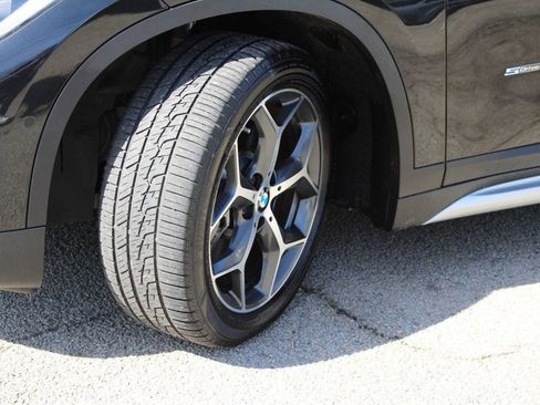 Used 2017 BMW X1 sDrive28i image 25