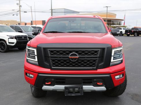Used 2021 Nissan Titan PRO-4X w/ Pro-4x Convenience Package image 2