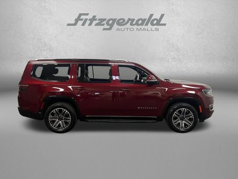 Certified 2022 Jeep Wagoneer Series III RWD image 6