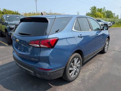 Used 2024 Chevrolet Equinox LT AWD/4WD image 7