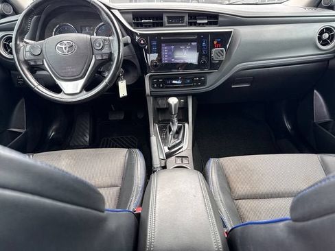 Used 2018 Toyota Corolla SE FWD image 13