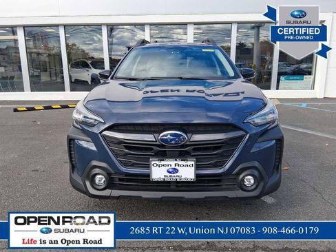 Certified 2025 Subaru Outback Premium image 3