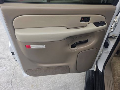 Used 2003 GMC Yukon XL SLT w/ 1SD Preferred Equipment Group RWD image 21
