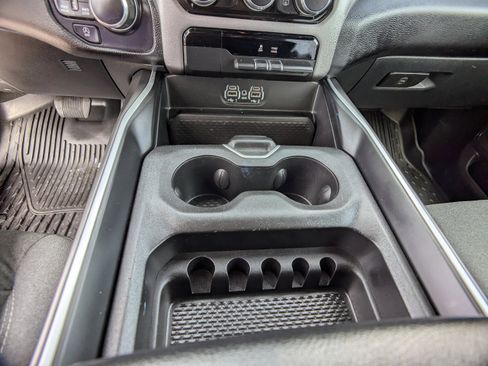 Used 2022 RAM 1500 Big Horn AWD/4WD image 22
