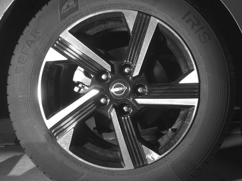 Used 2025 Nissan Sentra SV image 15