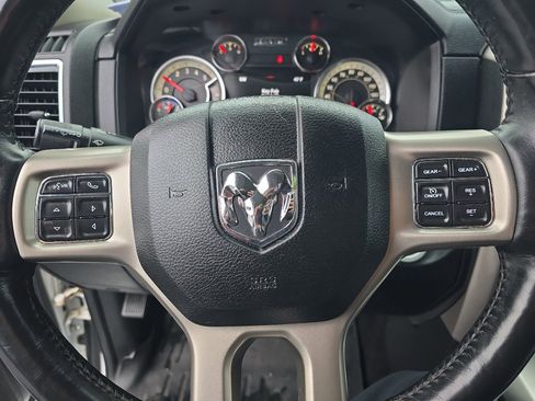 Used 2017 RAM 1500 Laramie w/ Convenience Group image 25