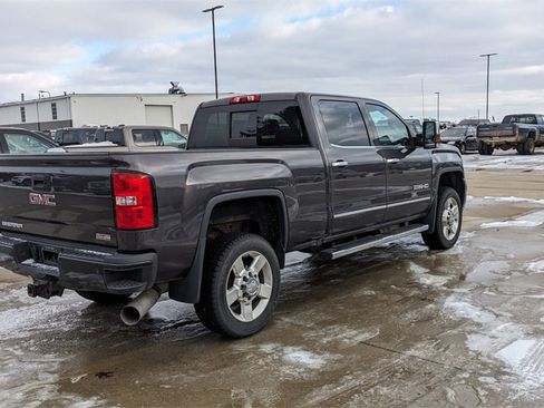 Used 2016 GMC Sierra 2500 SLT image 3