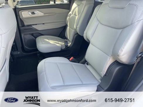 New 2026 Ford Explorer Active AWD/4WD image 18
