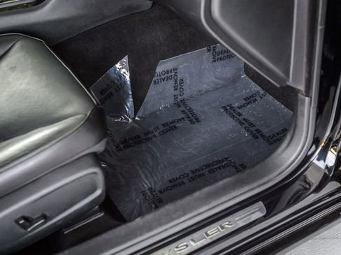 Used 2020 Chrysler 300 Limited image 48