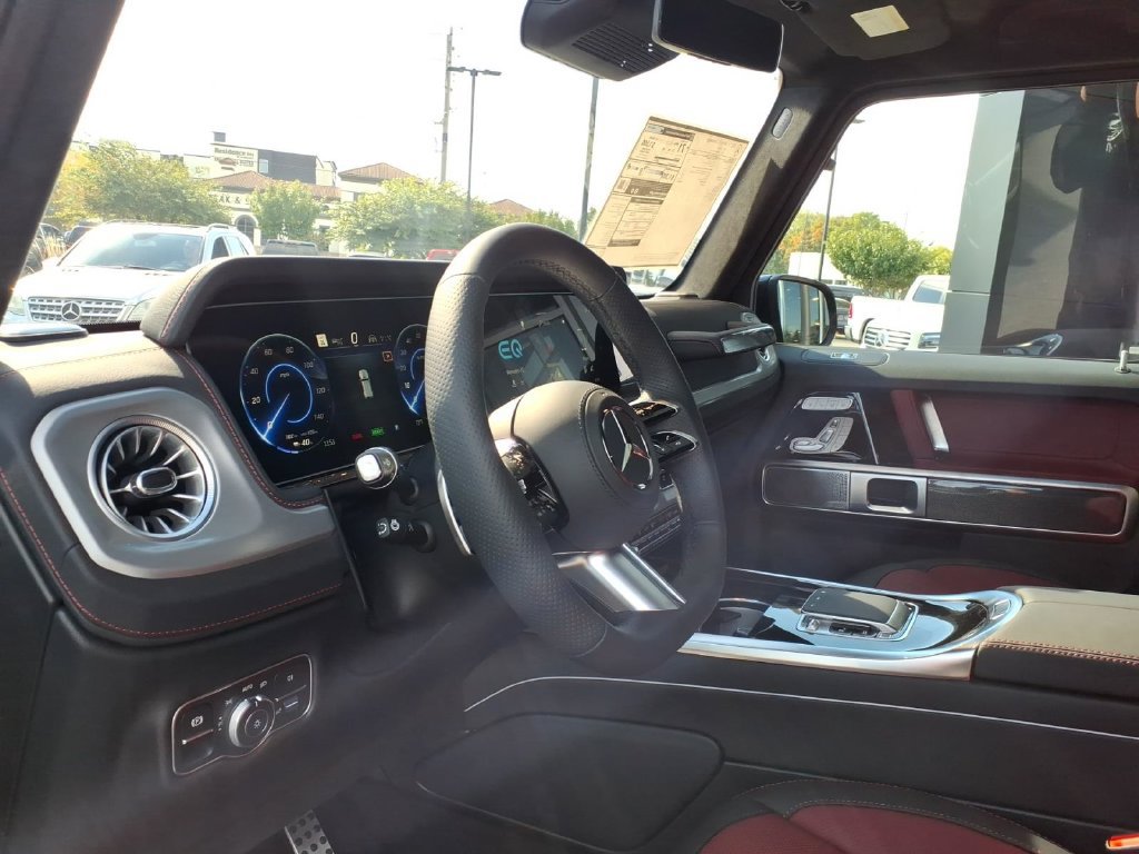 New 2027 Mercedes-Benz G 580 e image 16