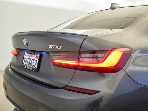 Certified 2022 BMW 330i Sedan w/ M Sport Package image 11