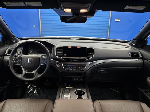 Used 2025 Honda Passport EX-L image 29