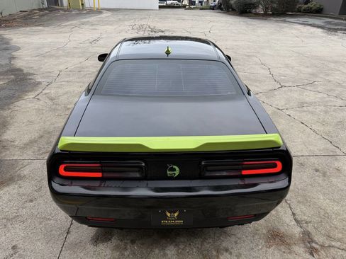 Used 2016 Dodge Challenger SXT w/ Sound Group image 8