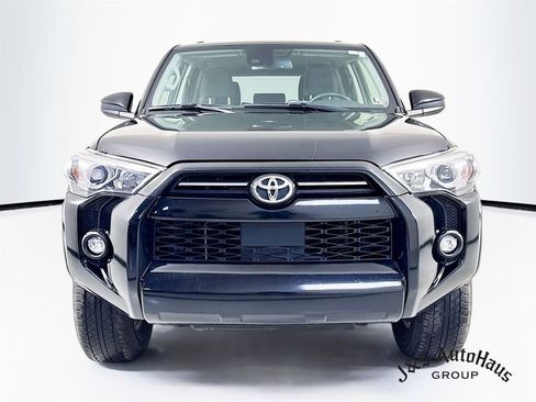 Used 2023 Toyota 4Runner SR5 AWD/4WD image 2