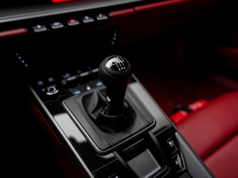 Used 2023 Porsche 911 Carrera S RWD image 55