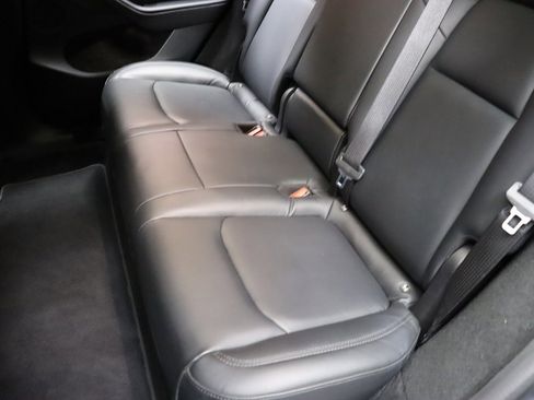 Used 2023 Tesla Model Y Long Range image 50