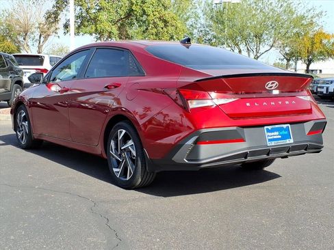 Certified 2025 Hyundai Elantra Sport image 3