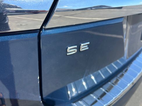Certified 2021 Volkswagen Atlas SE w/ Towing Package FWD image 24