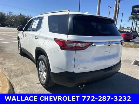 Certified 2021 Chevrolet Traverse LT image 8