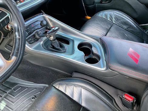 Used 2018 Dodge Challenger SRT Hellcat image 14