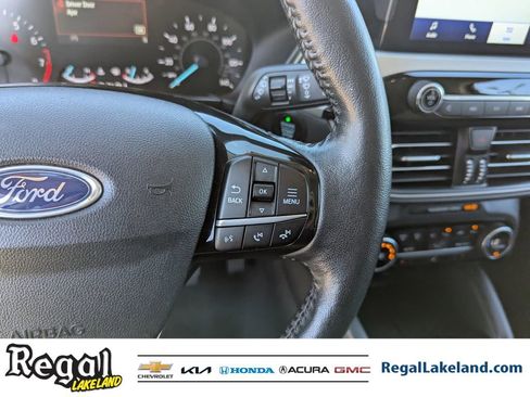 Used 2021 Ford Escape SE w/ Cold Weather Package image 26