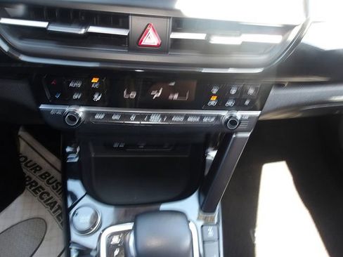Certified 2024 Kia Seltos S AWD/4WD image 20