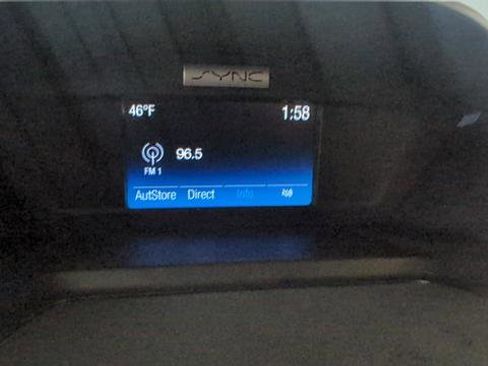 Used 2017 Ford Escape SE image 8