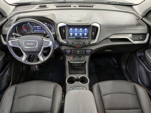 Used 2021 GMC Terrain SLT image 29