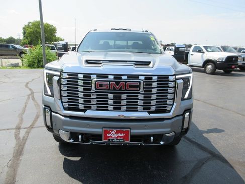 Certified 2025 GMC Sierra 2500 Denali w/ Denali Reserve Package AWD/4WD image 14