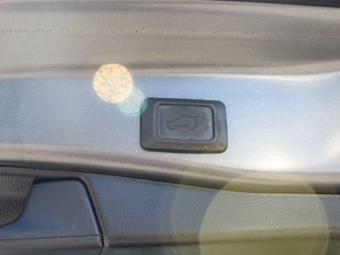 Certified 2023 Toyota RAV4 XLE Premium AWD/4WD image 19