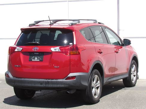 Used 2015 Toyota RAV4 XLE FWD image 6