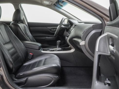 Used 2015 Nissan Altima 2.5 S w/ Power Driver Seat Package FWD image 33