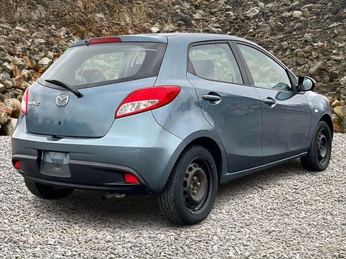 Used 2014 MAZDA MAZDA2 Sport image 2